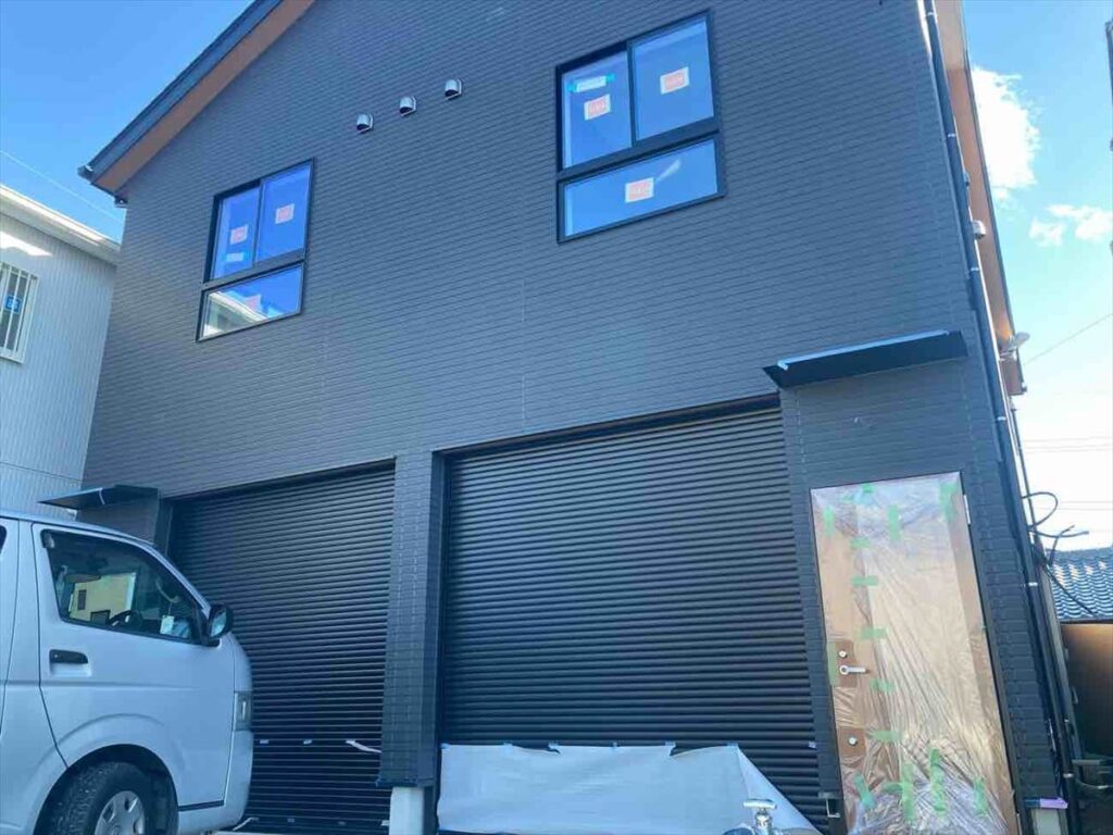 ガレージ併用住宅